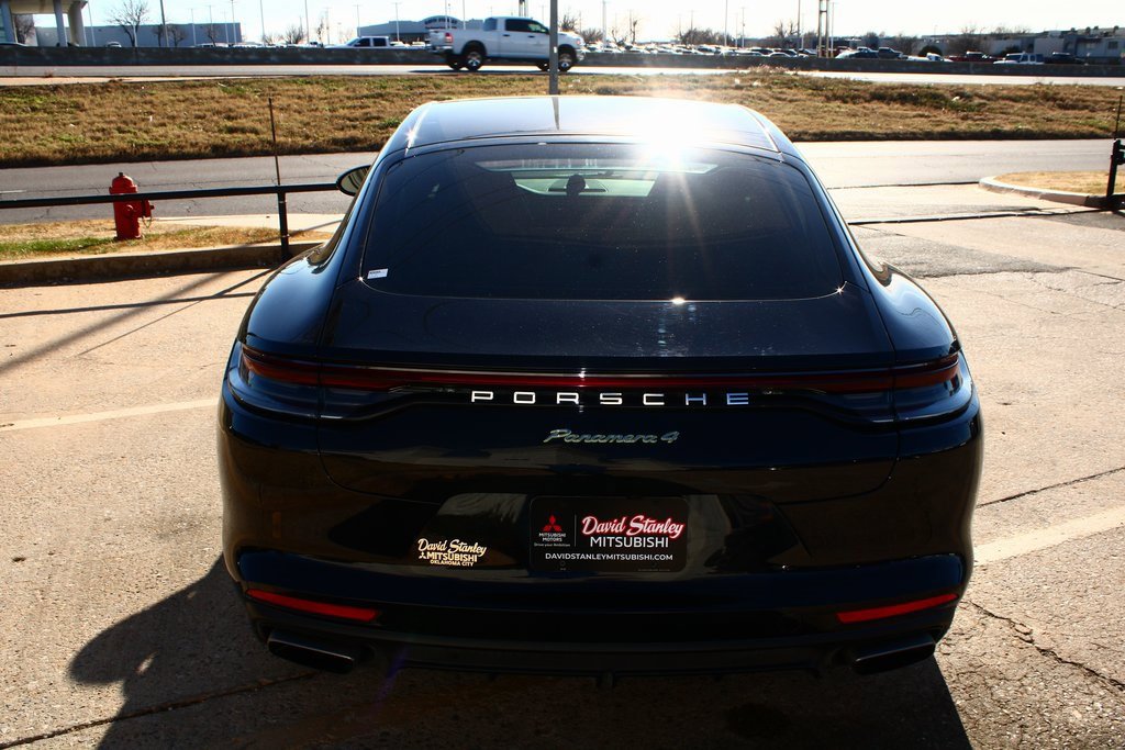 Used 2021 Porsche Panamera 4S image 10