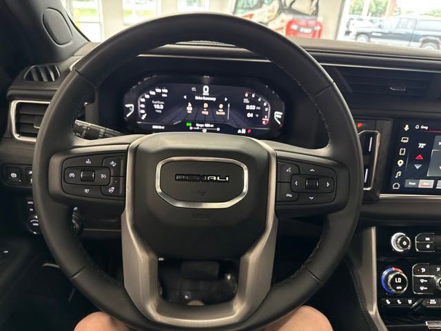 Used 2024 GMC Yukon Denali AWD/4WD image 40