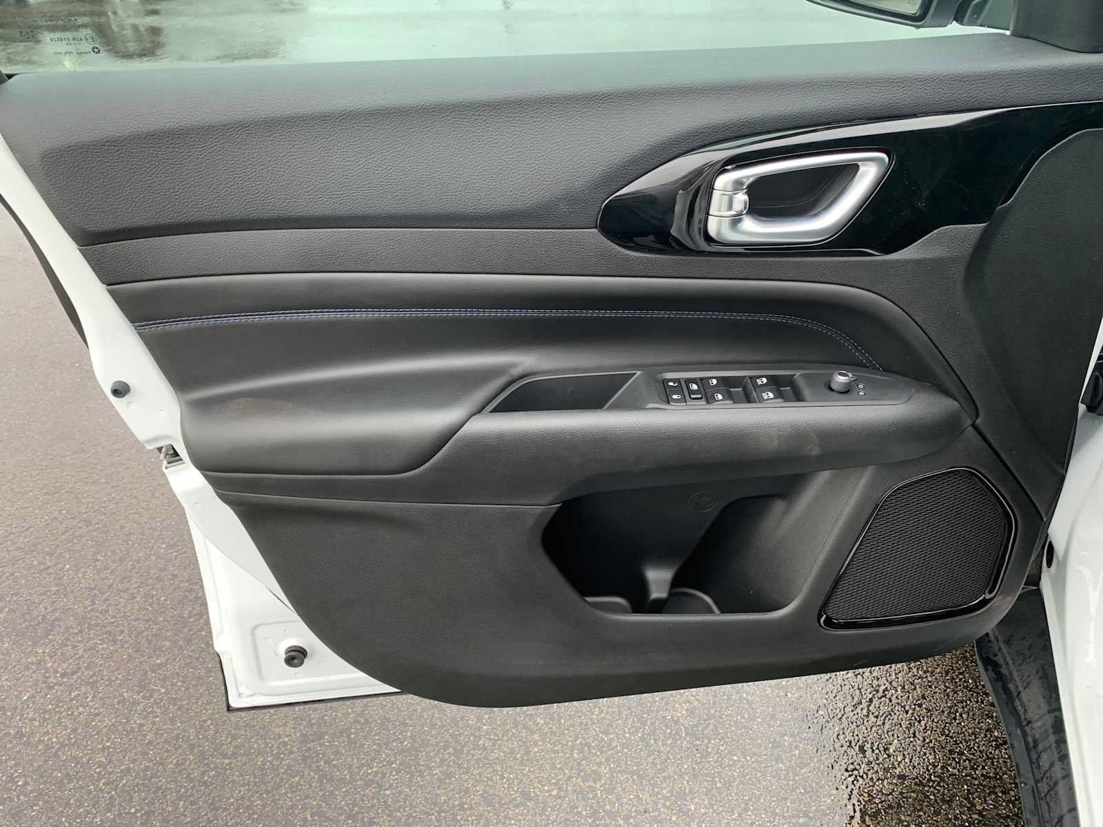 New 2026 Jeep Compass Latitude AWD/4WD image 13