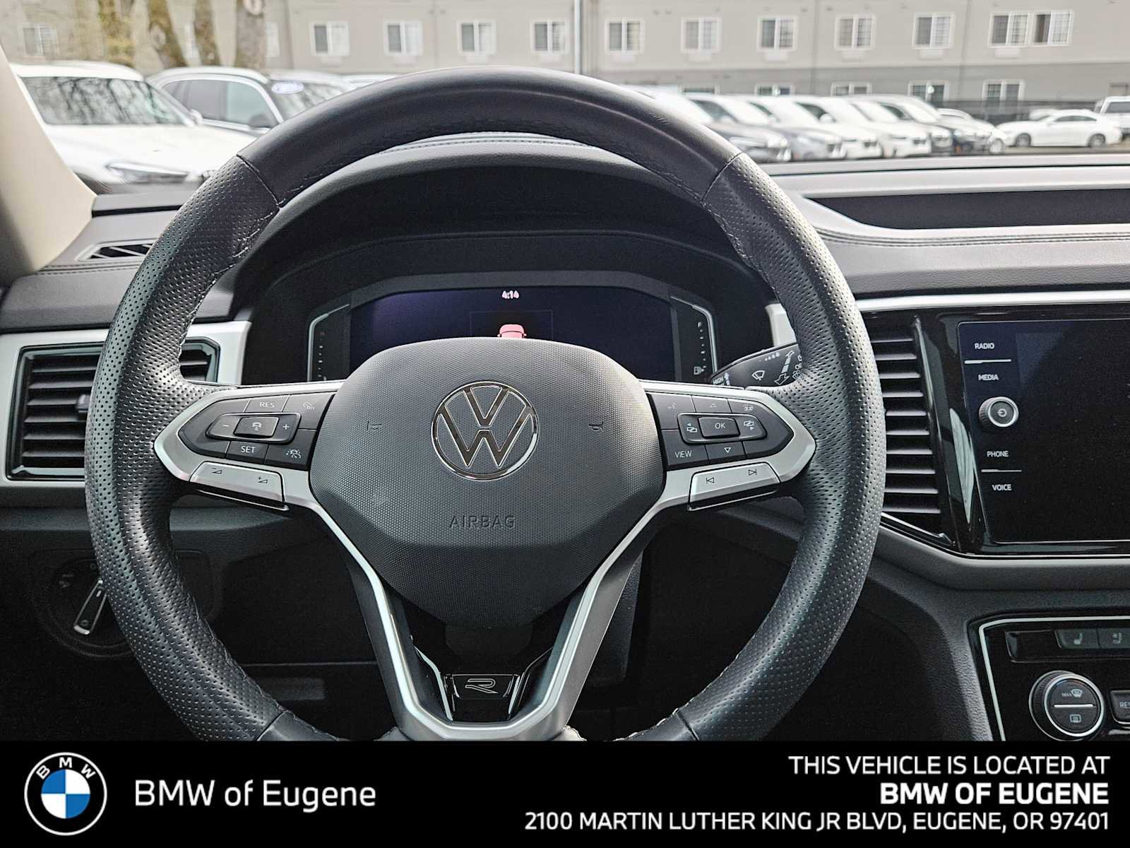 Used 2022 Volkswagen Atlas SEL Premium image 22