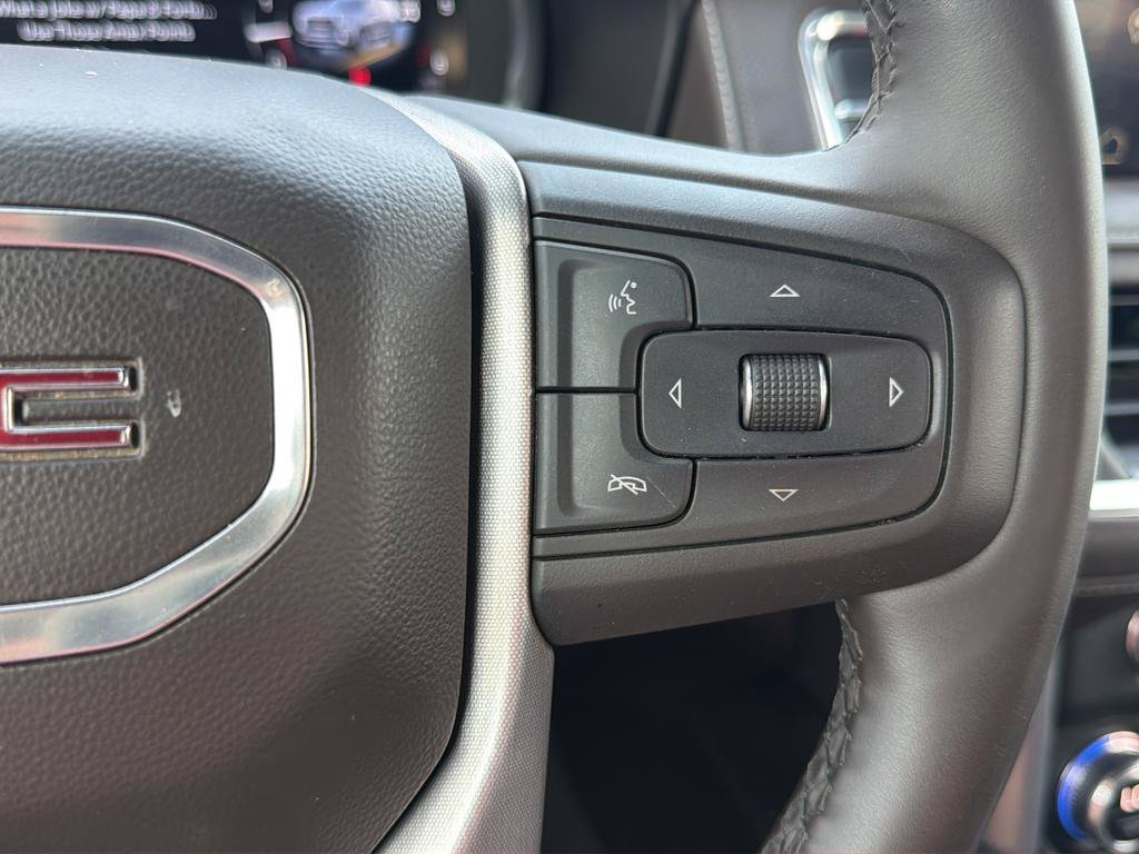 Used 2023 GMC Yukon SLT w/ SLT Premium Package AWD/4WD image 23