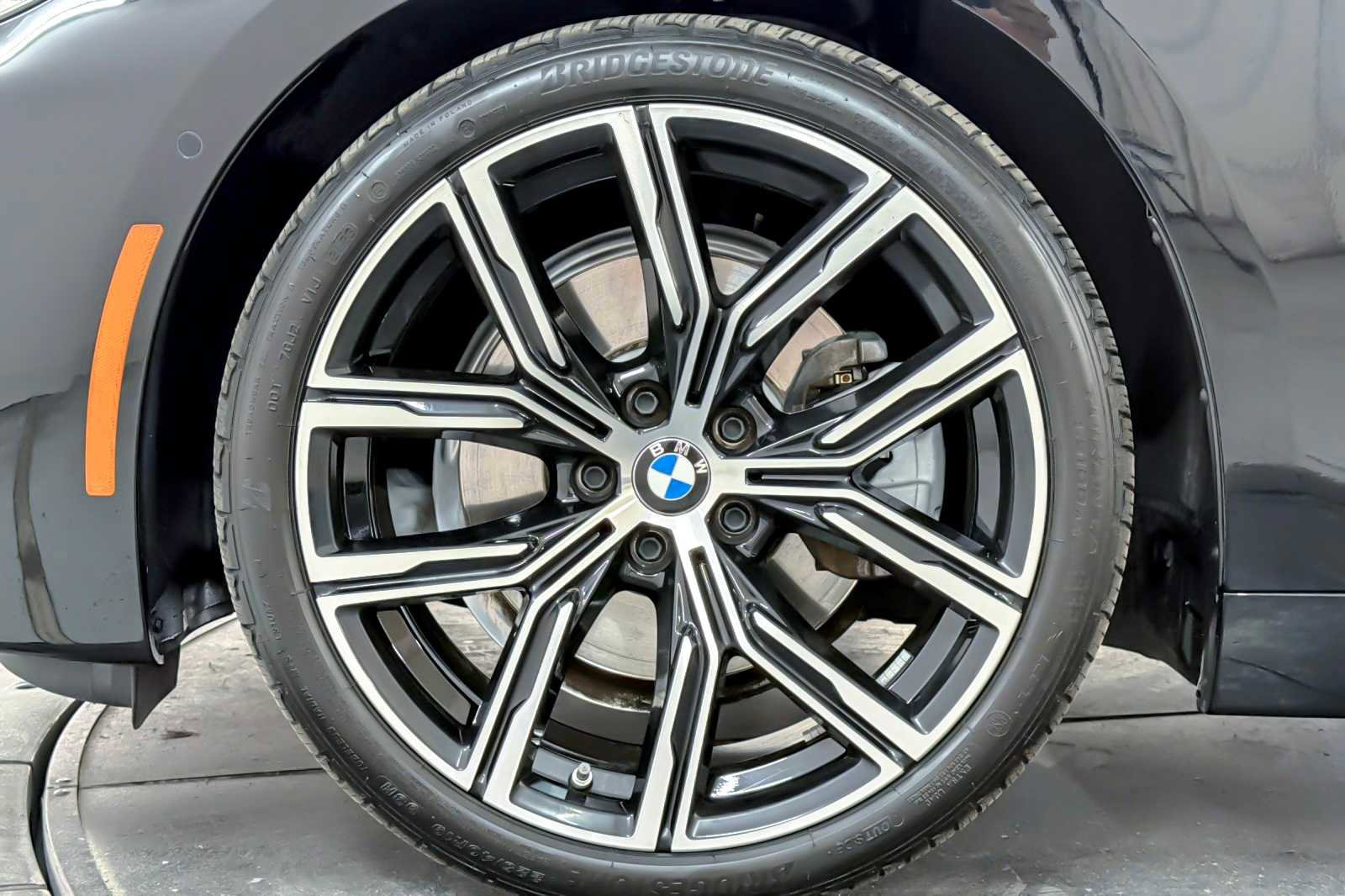 Used 2023 BMW 230i Coupe w/ Premium Package image 26