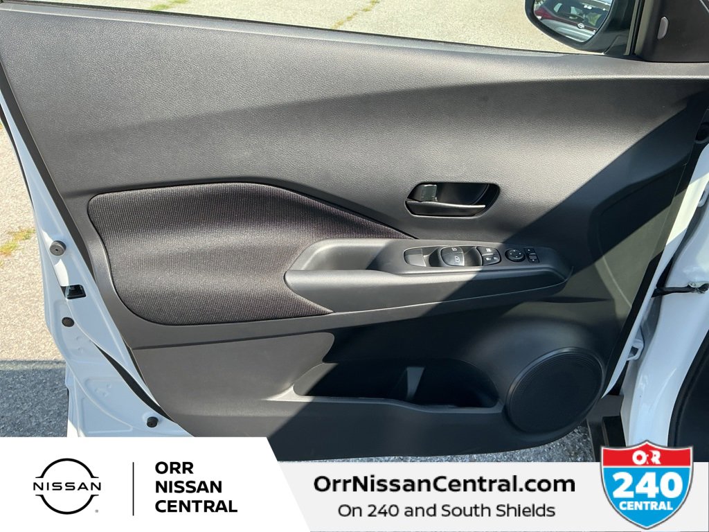 New 2025 Nissan Kicks Play S image 16