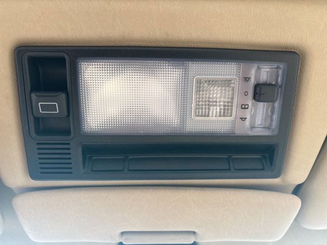 Used 1989 Mercedes-Benz 300 CE Coupe image 56