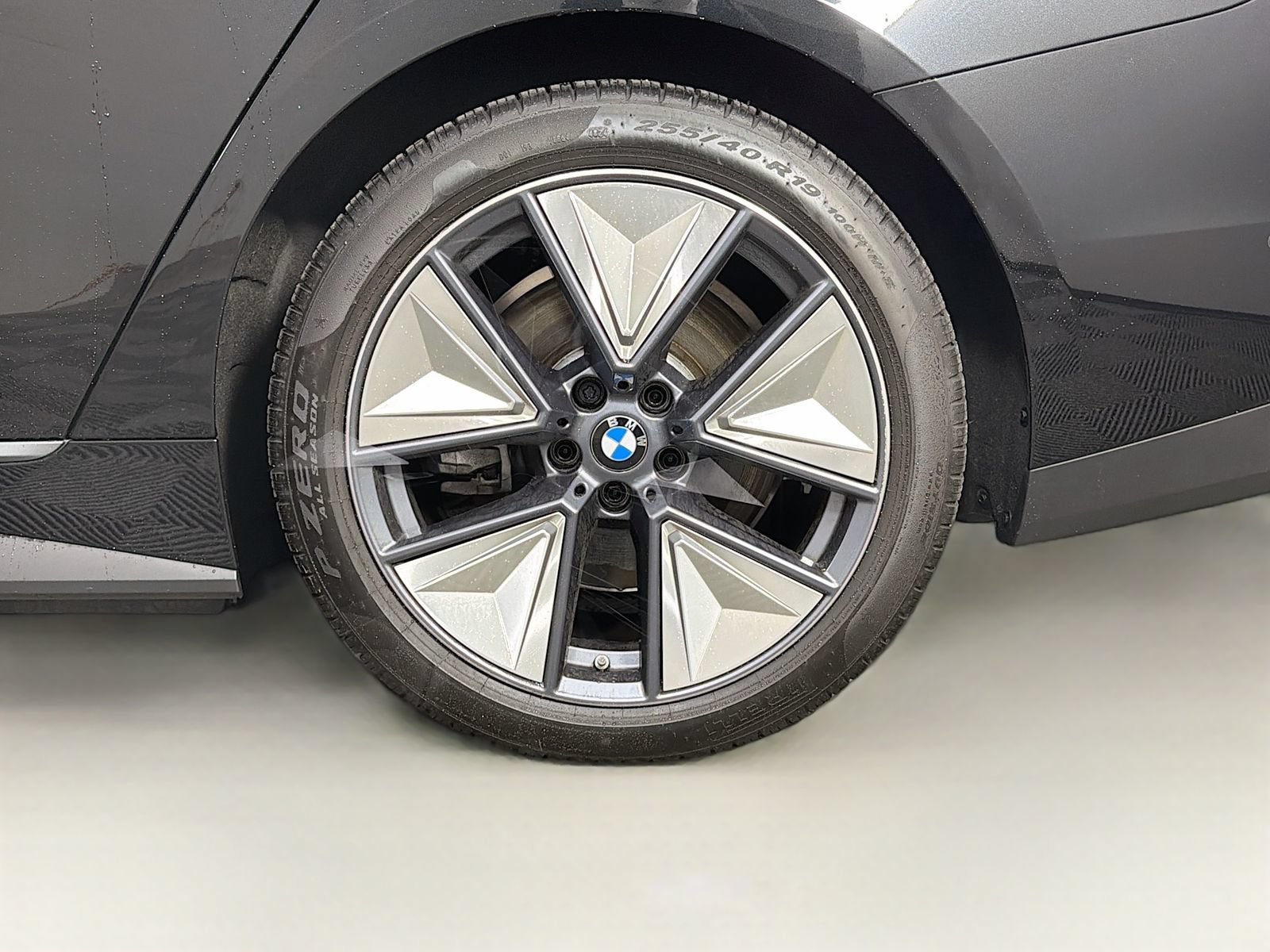 Used 2025 BMW i4 xDrive40i w/ Parking Assistance Package AWD/4WD image 33