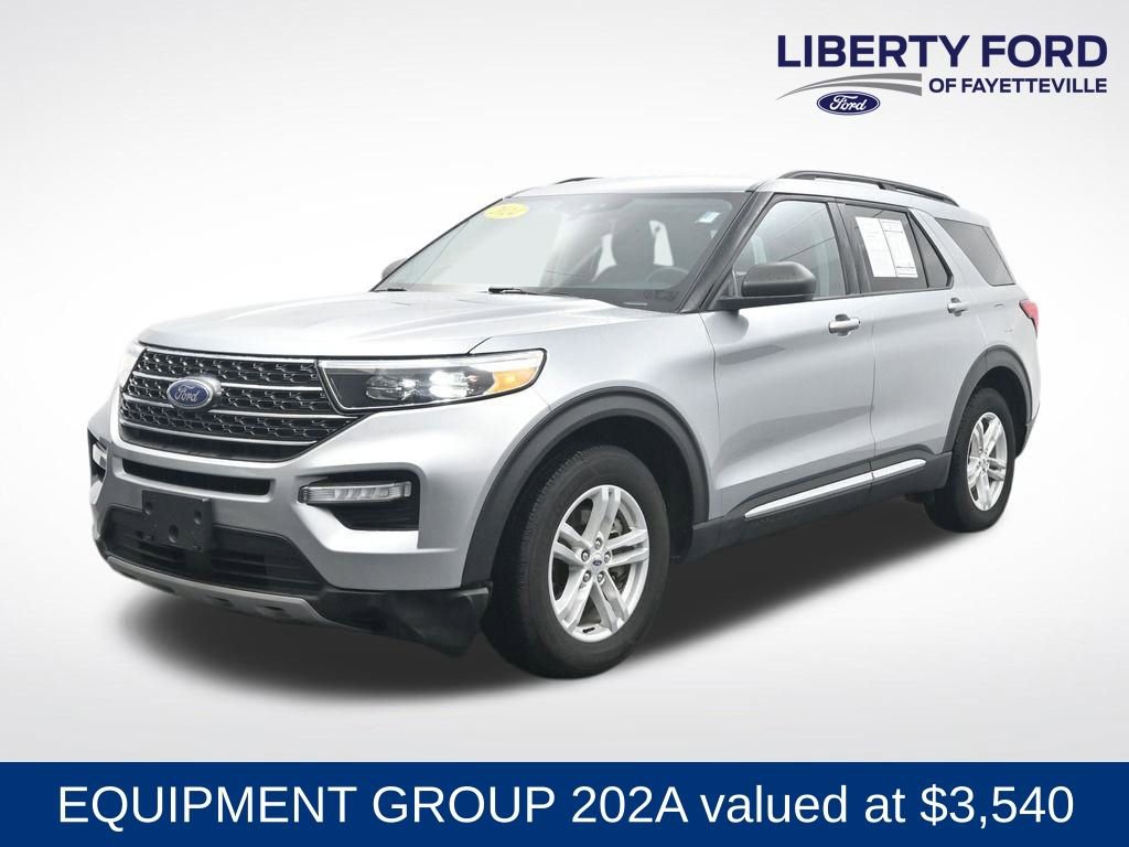Used 2024 Ford Explorer XLT w/ Equipment Group 202A image 1