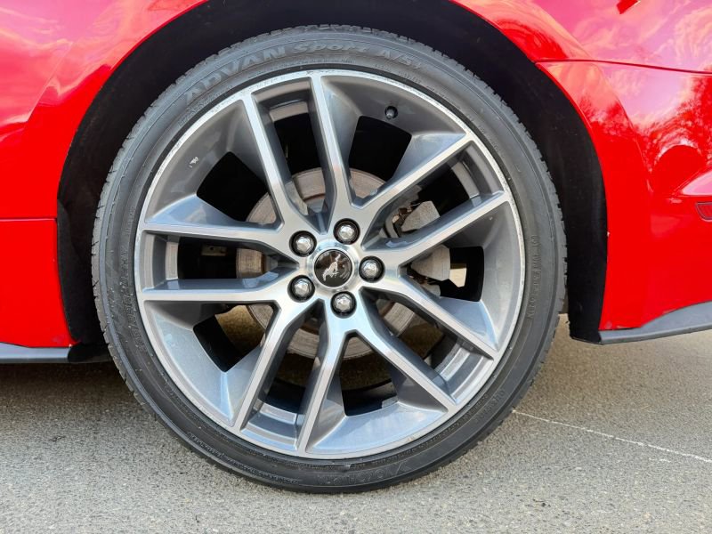 Used 2017 Ford Mustang Premium image 27