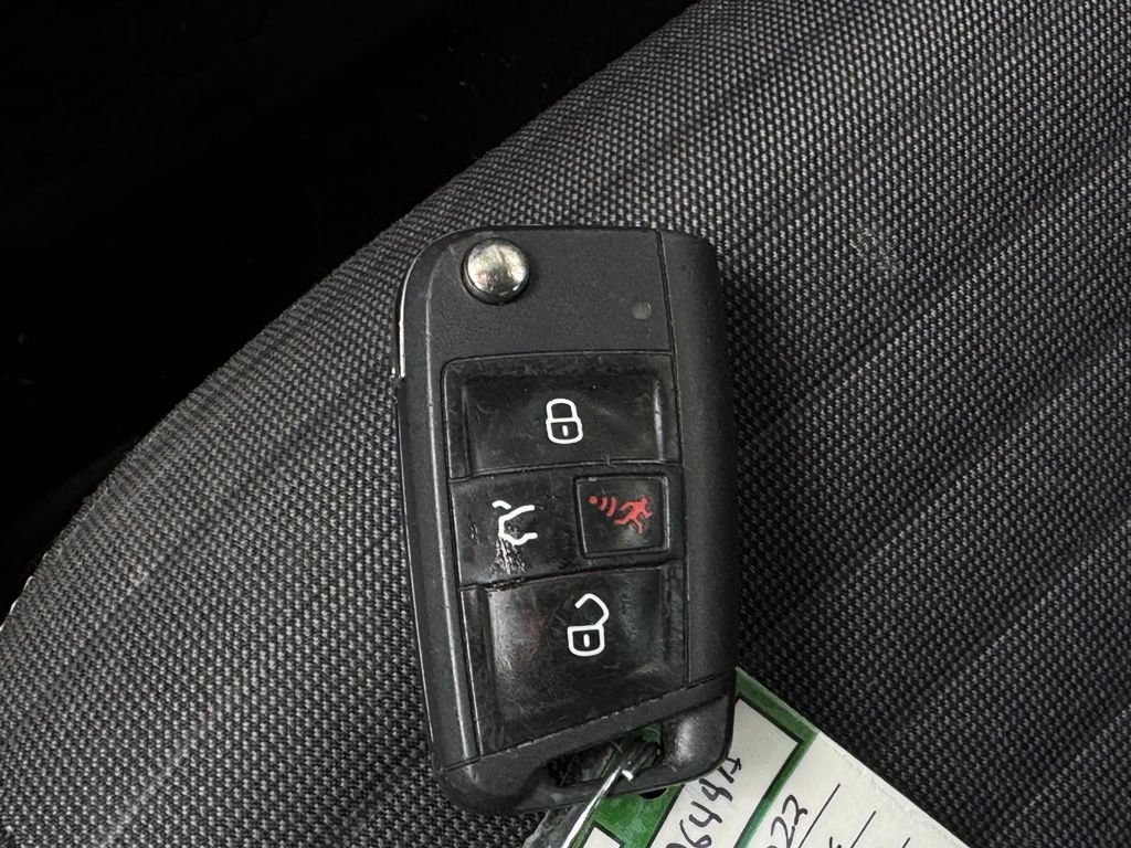 Used 2022 Volkswagen Jetta S FWD image 32