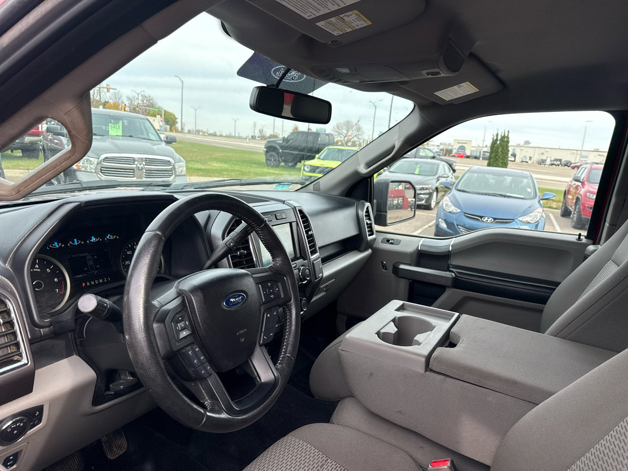 Used 2016 Ford F150 XLT w/ Equipment Group 302A Luxury image 10