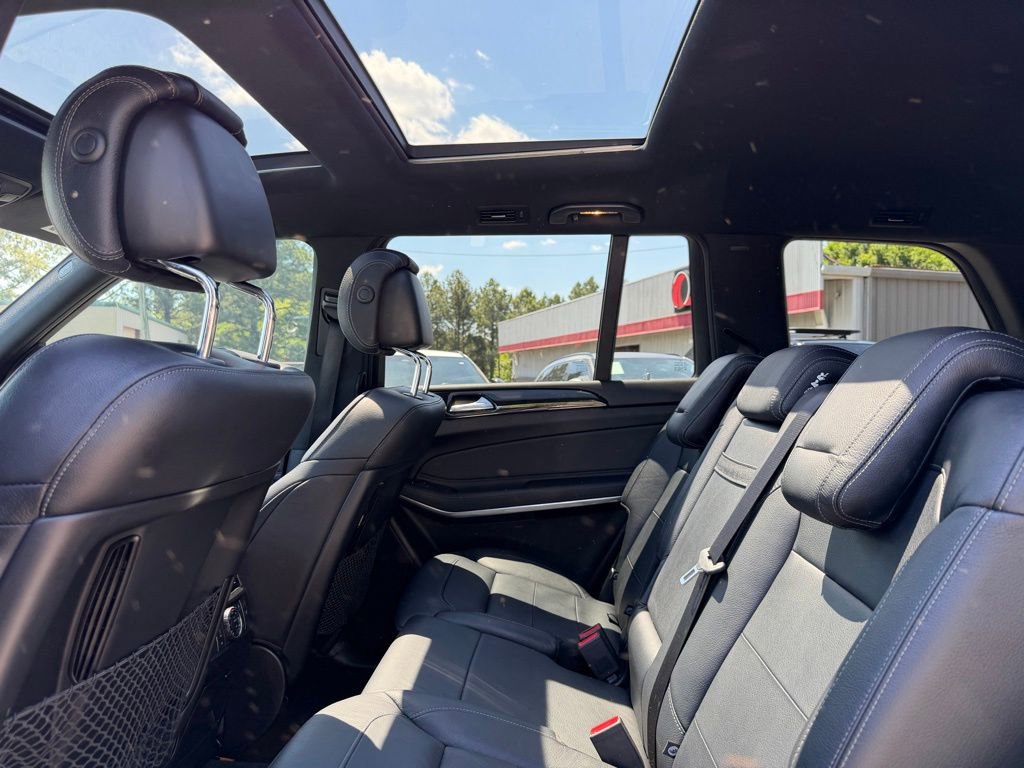 Used 2017 Mercedes-Benz GLS 550 4MATIC image 23
