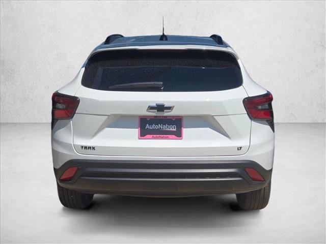 New 2026 Chevrolet Trax LT w/ Driver Confidence Package FWD image 6
