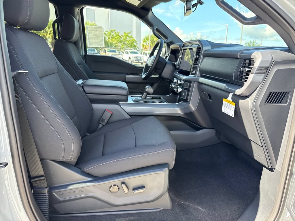 New 2026 Ford F150 XLT w/ Equipment Group 302A MID AWD/4WD image 22