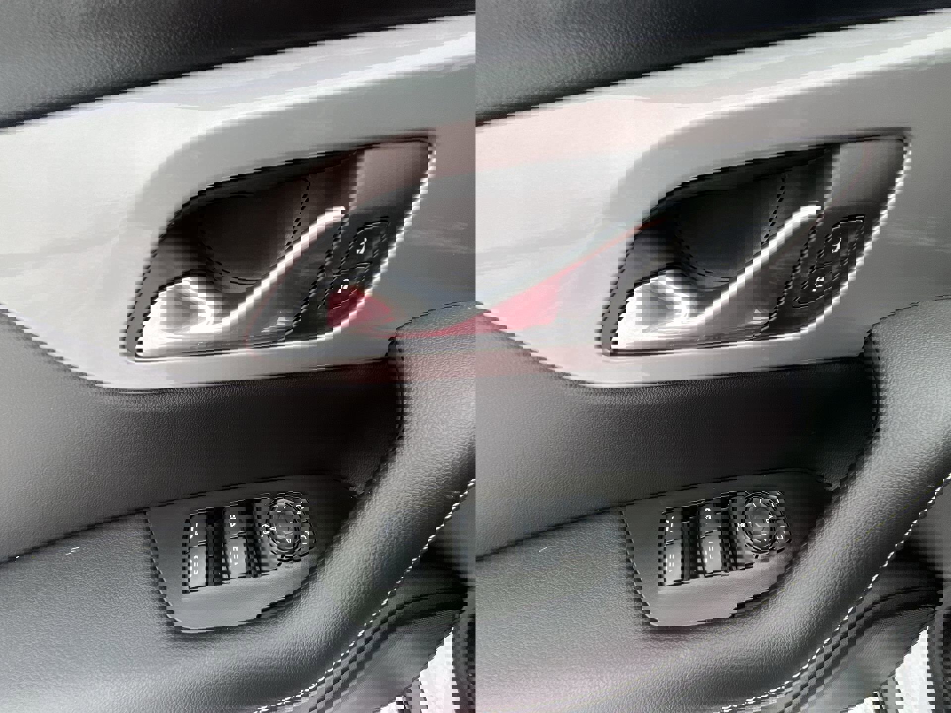 Certified 2024 Chevrolet Blazer LT w/ Midnight/Sport Edition image 23