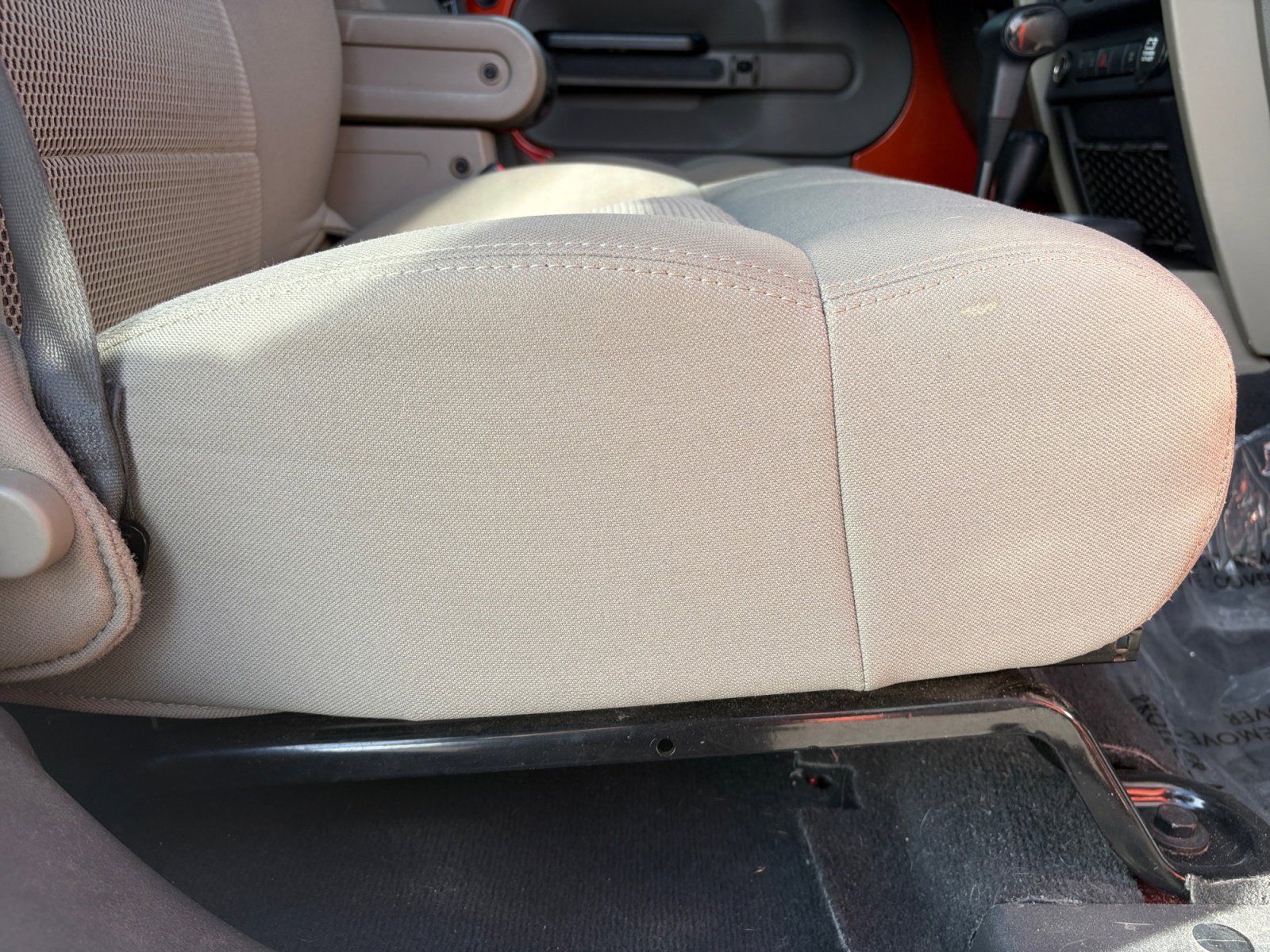 Used 2009 Jeep Wrangler Unlimited Rubicon w/ Dual Top Group image 32