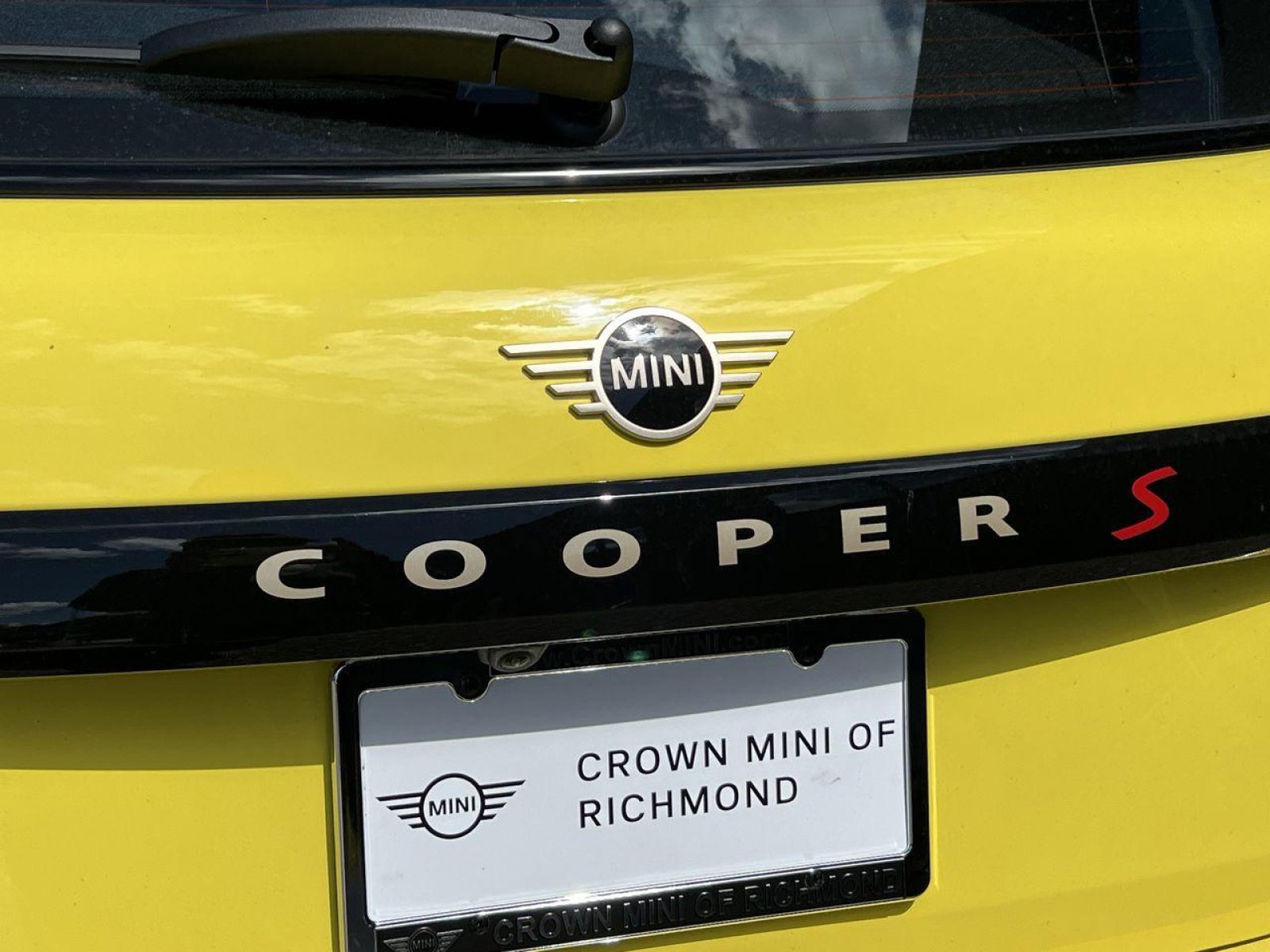 Certified 2025 MINI Cooper S image 25