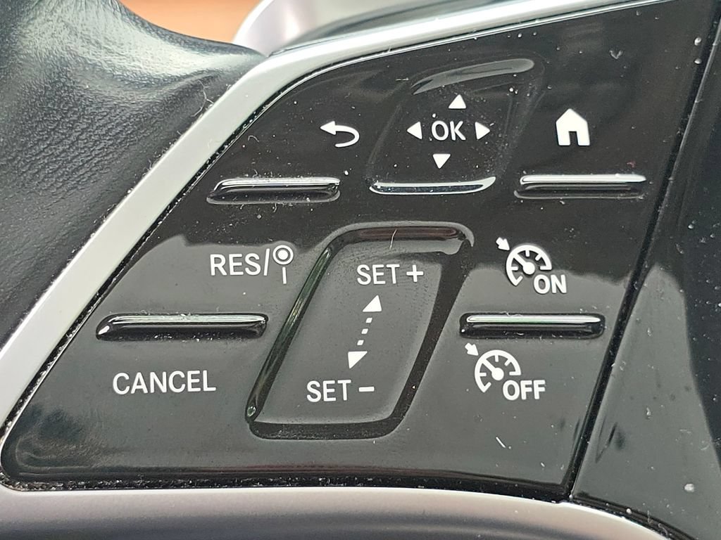 Used 2024 Mercedes-Benz GLE 350 4MATIC image 35