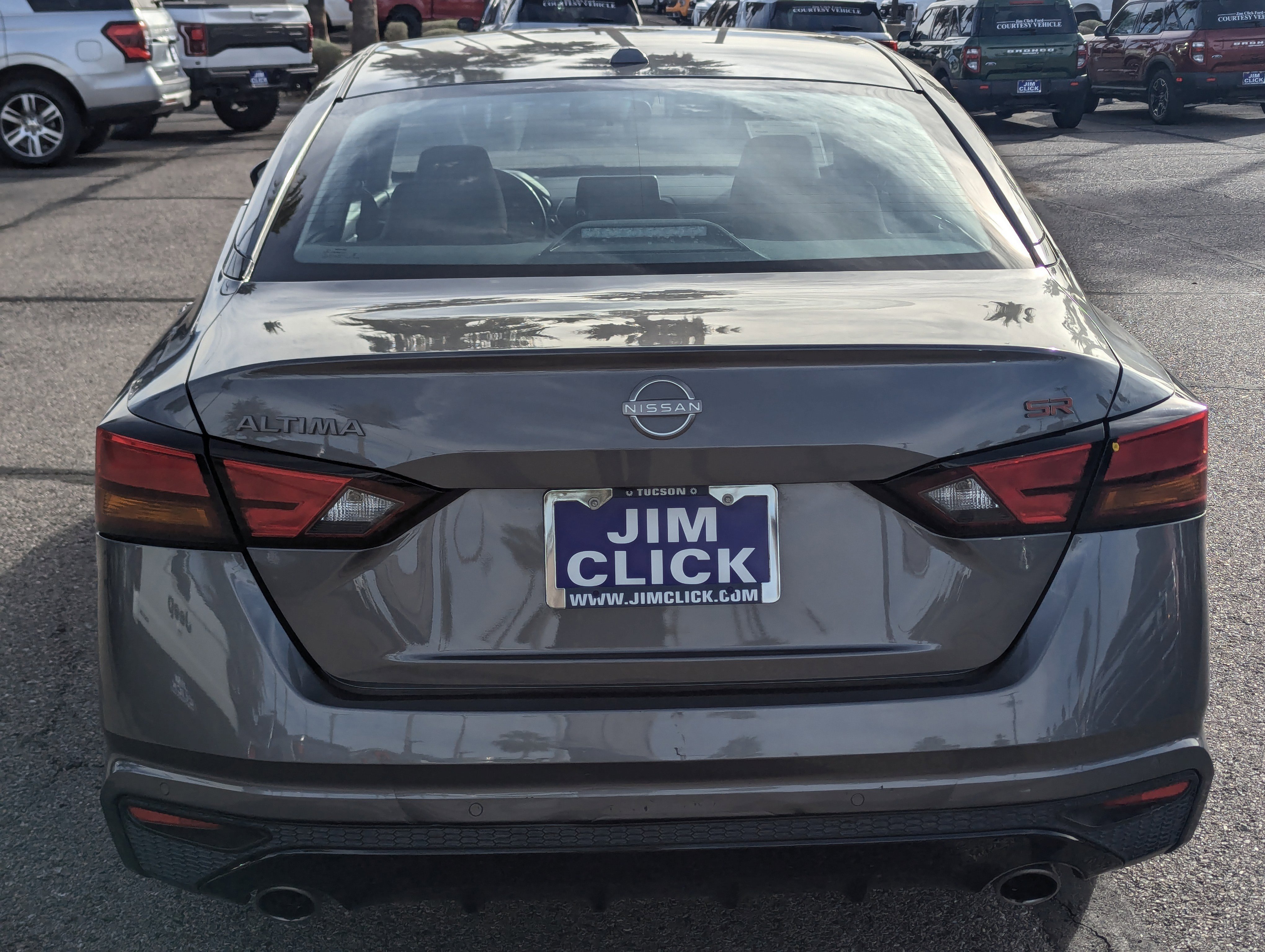 Used 2024 Nissan Altima 2.5 SR image 3