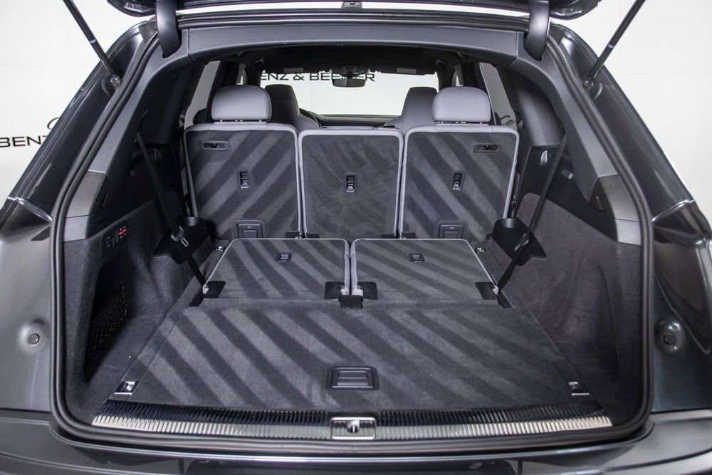 Used 2024 Audi SQ7 Prestige image 12