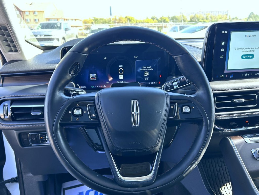 Used 2025 Lincoln Aviator Reserve w/ Equipment Group 201A AWD/4WD image 14