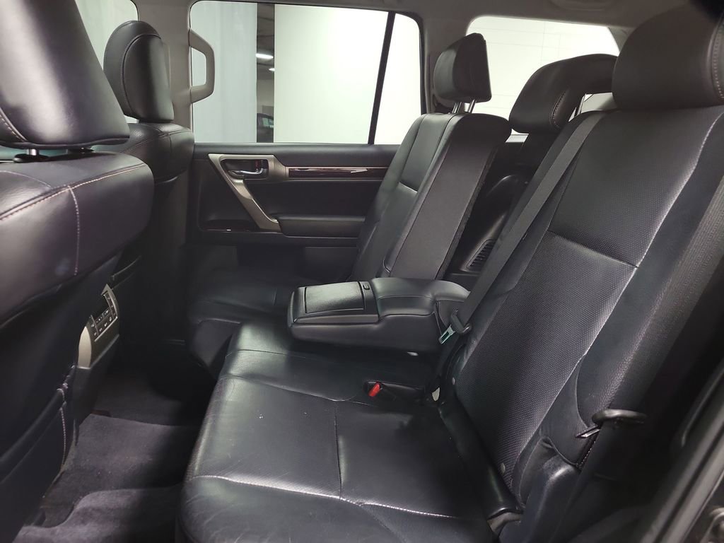 Used 2015 Lexus GX 460 w/ Premium Package image 21