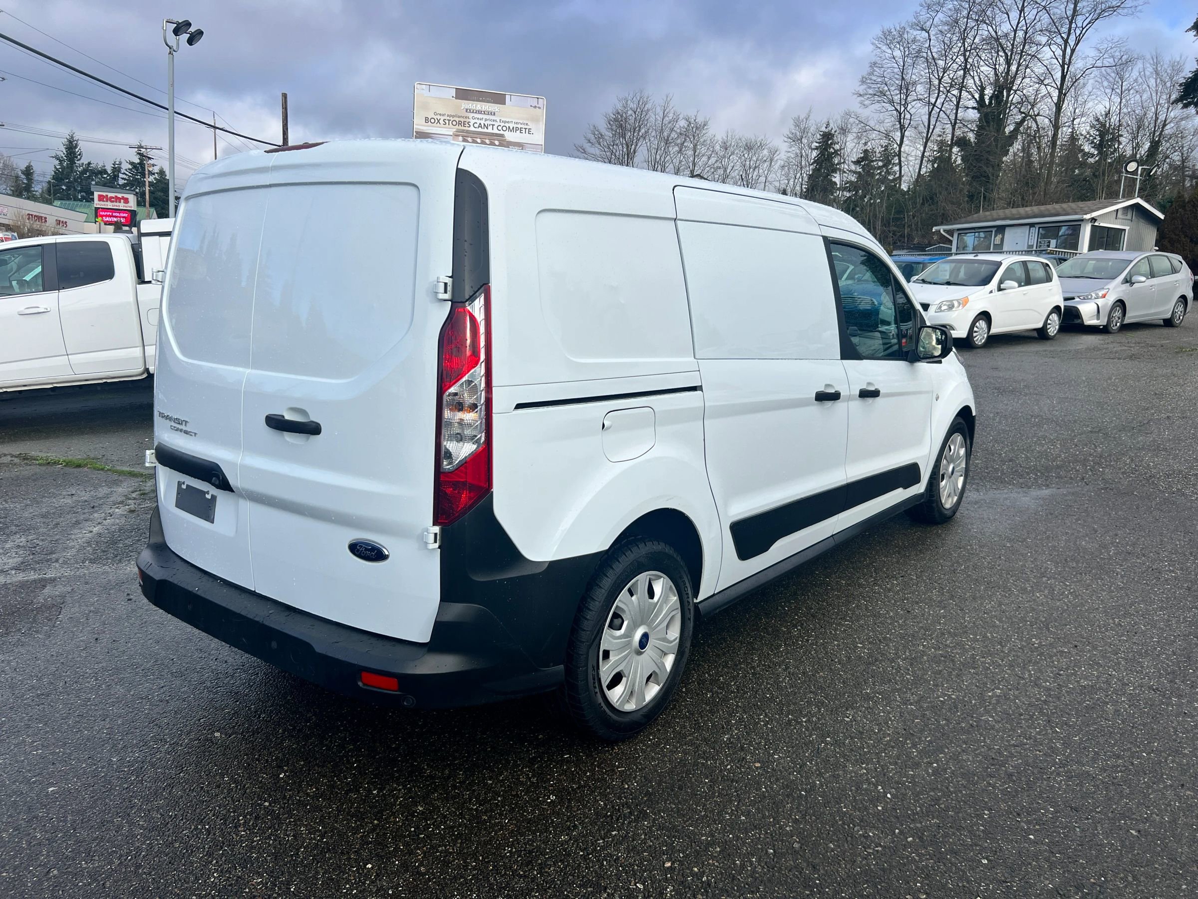 Used 2021 Ford Transit Connect XL image 7