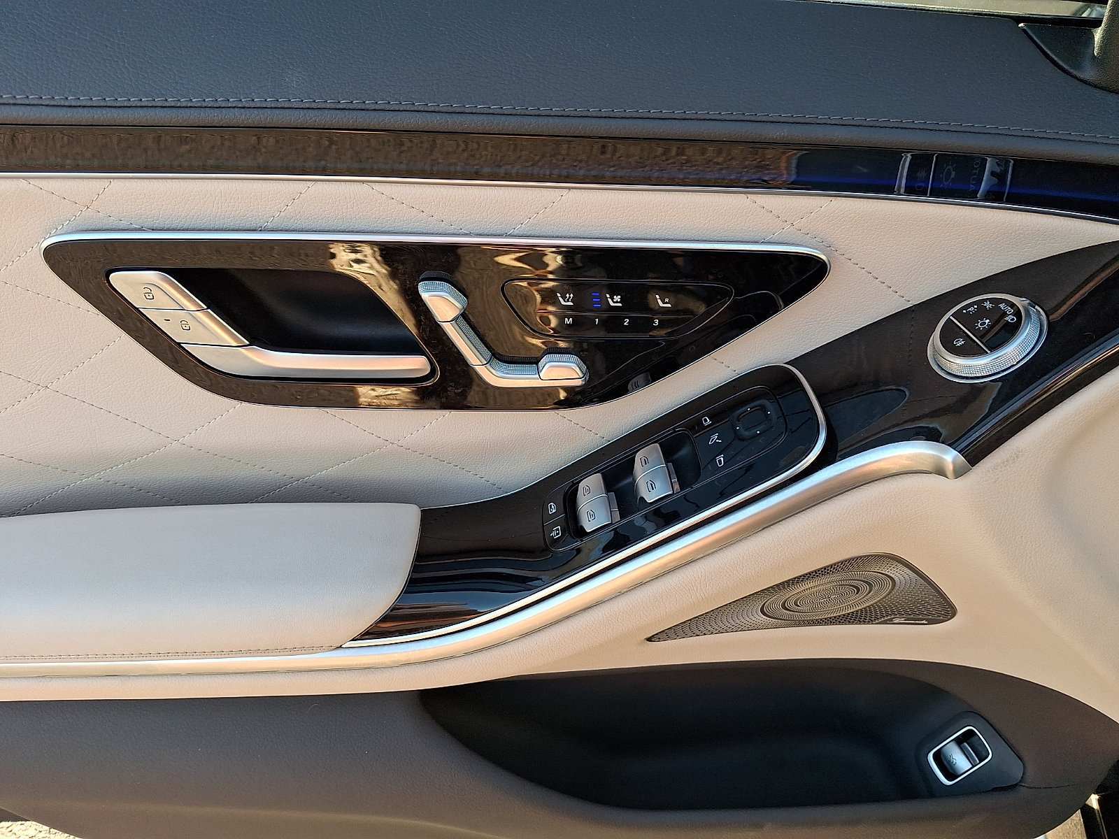 Used 2021 Mercedes-Benz S 580 4MATIC Sedan image 12