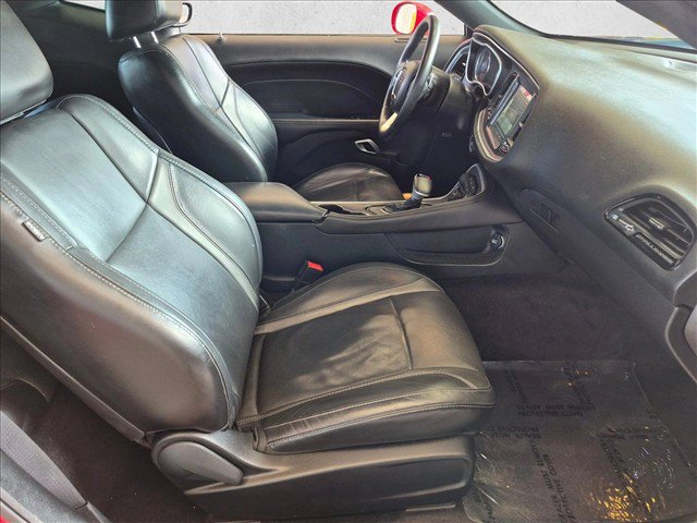 Used 2017 Dodge Challenger R/T Plus RWD image 25