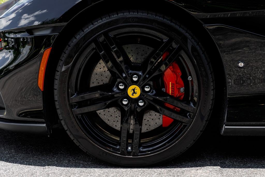 Used 2023 Ferrari Portofino M RWD image 40