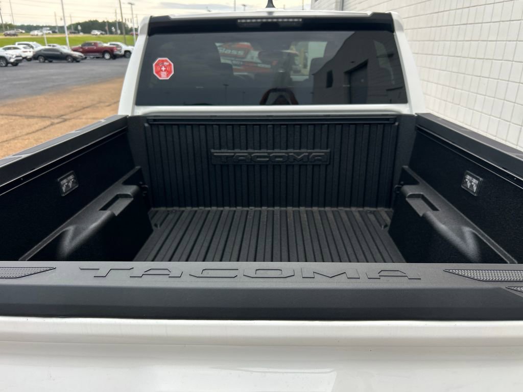 New 2026 Toyota Tacoma SR AWD/4WD image 33