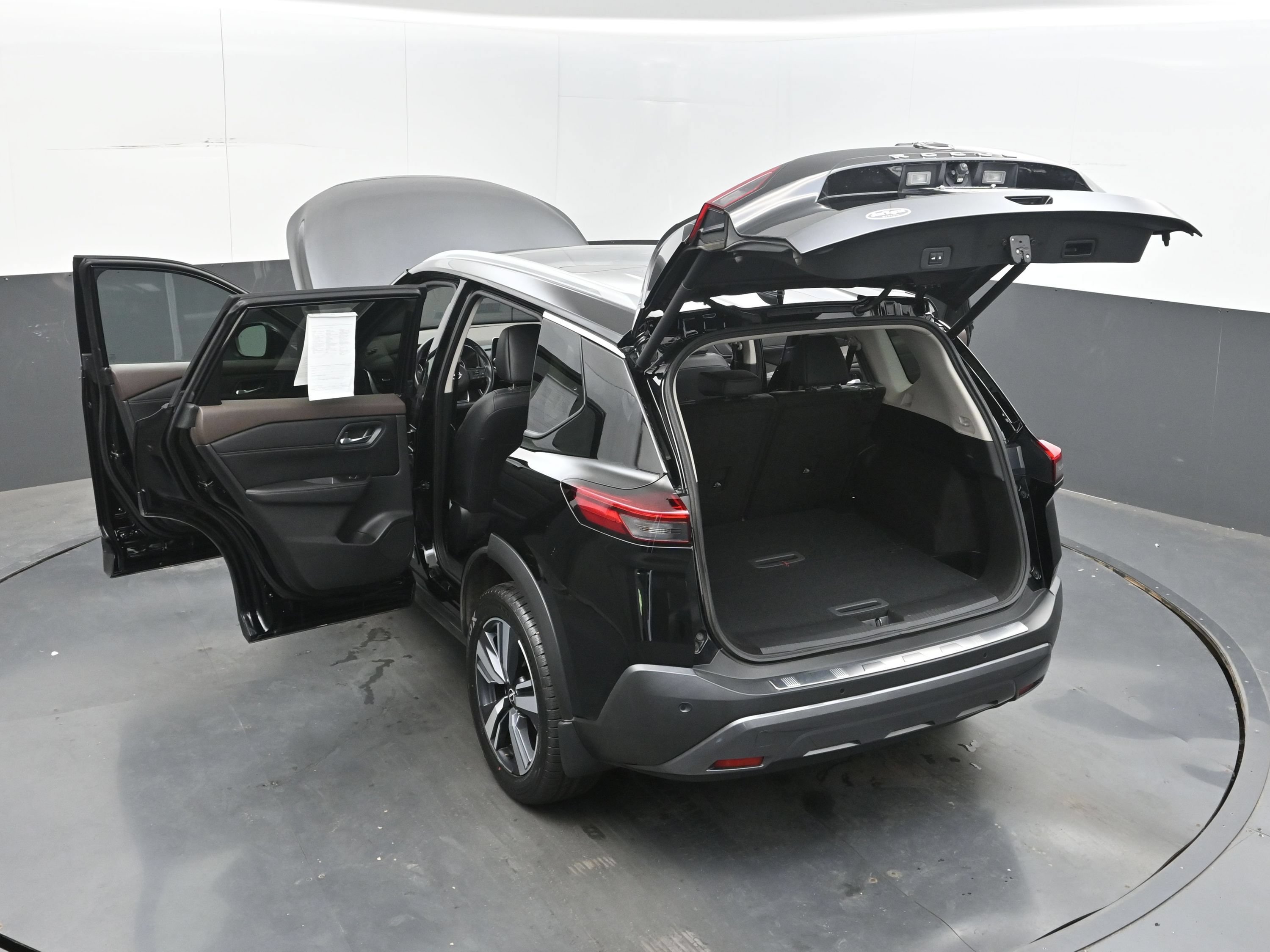 Used 2023 Nissan Rogue SL AWD/4WD image 39