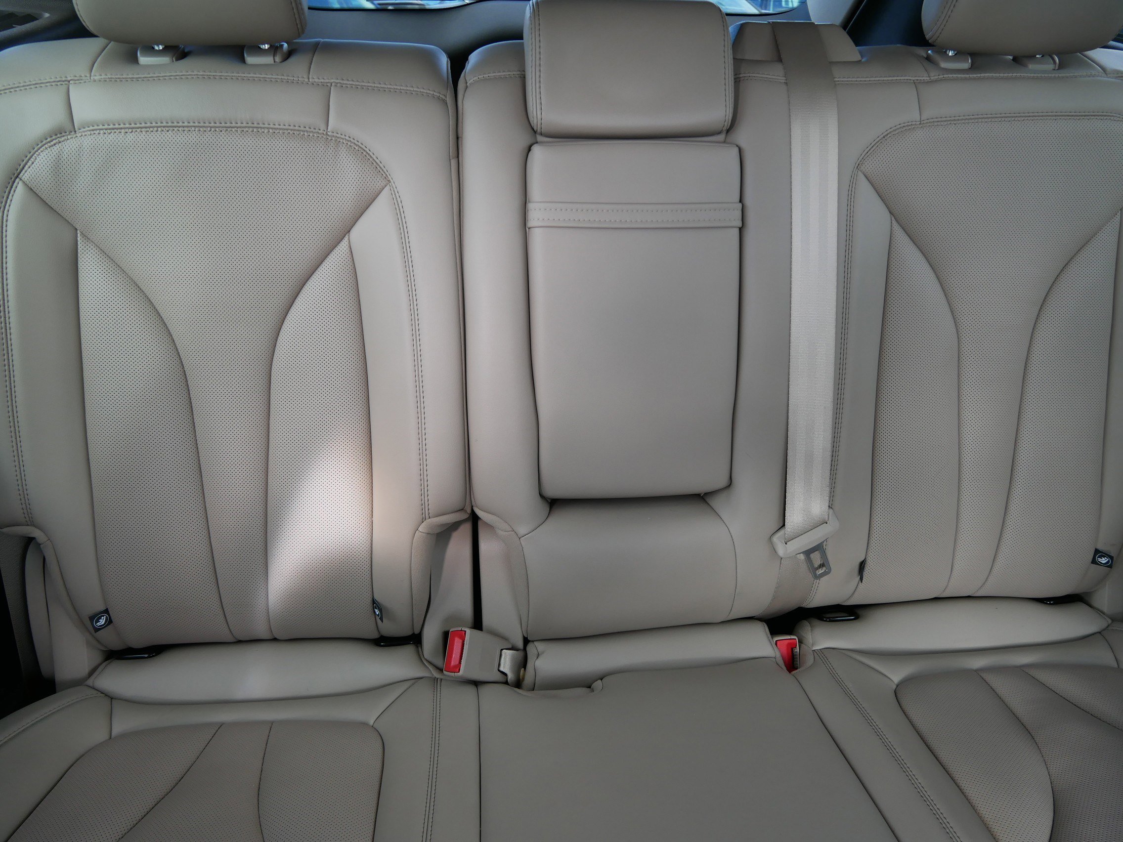 Used 2022 Lincoln Nautilus Reserve image 13