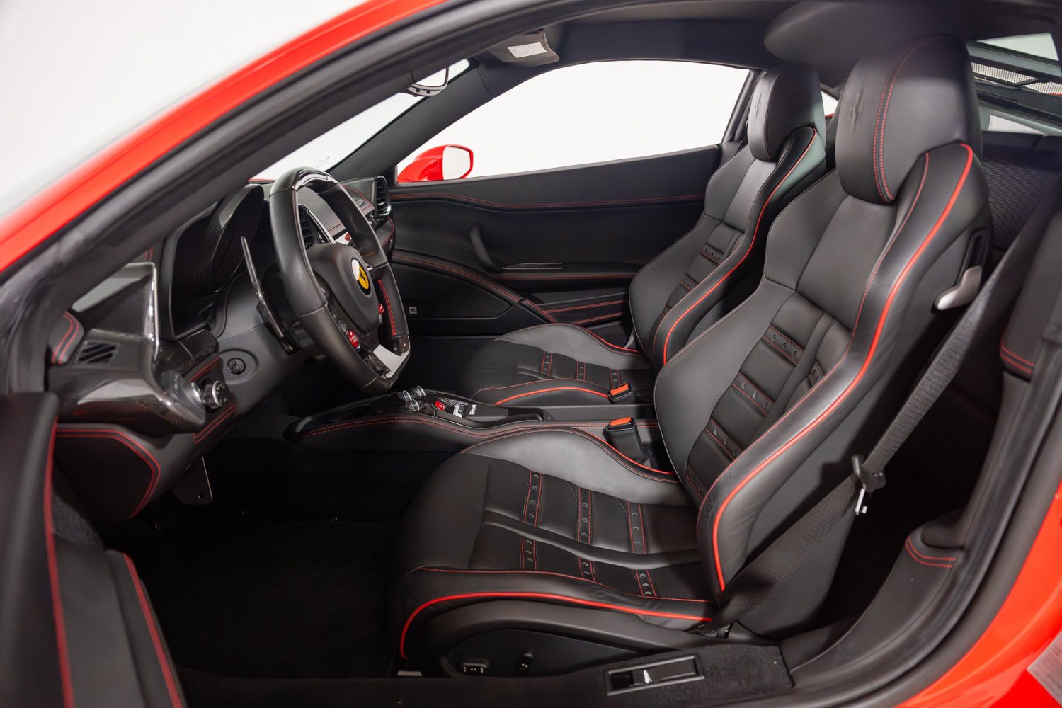 Used 2011 Ferrari 458 Italia Coupe RWD image 21