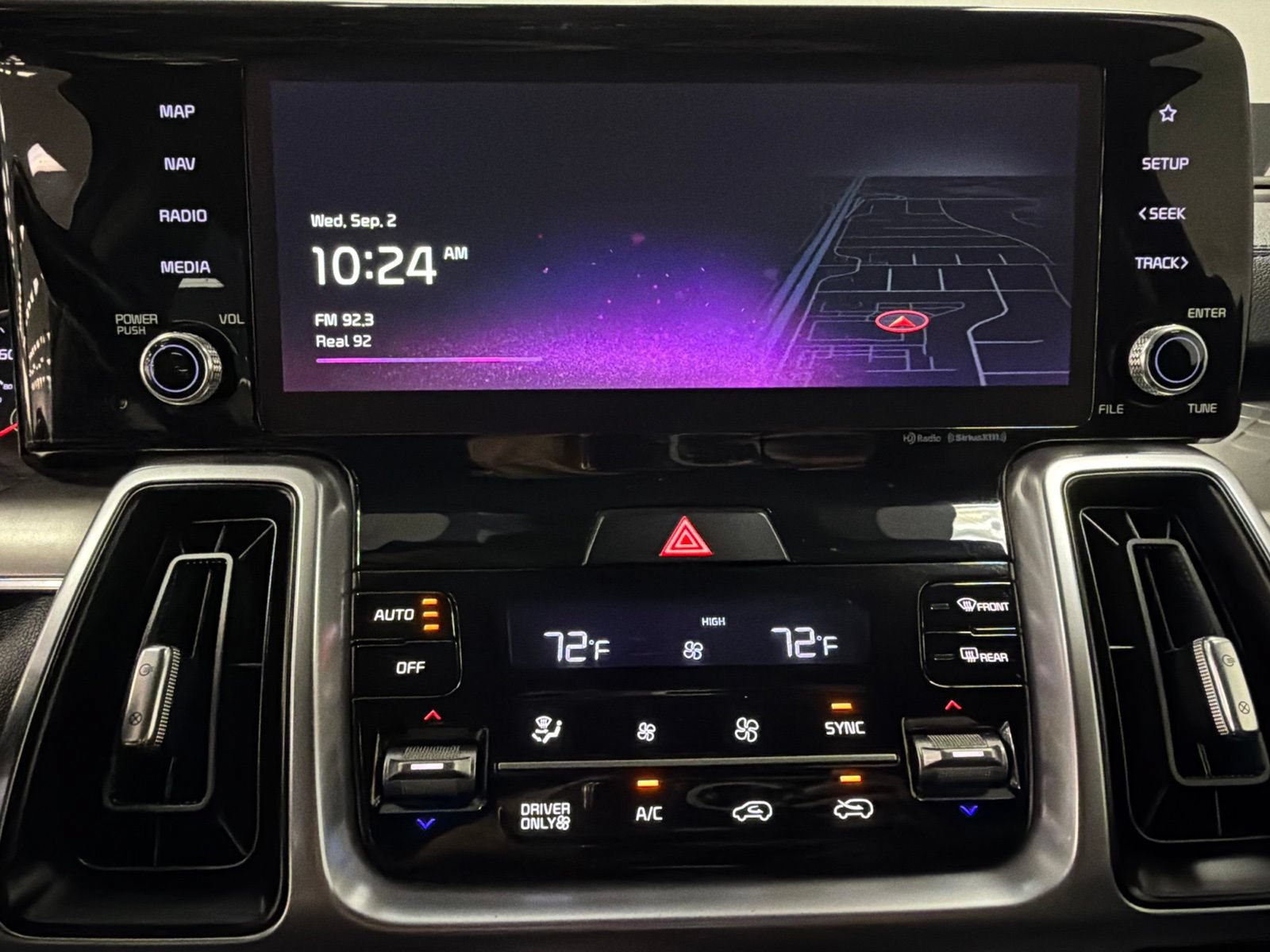 Used 2022 Kia Sorento S FWD image 32