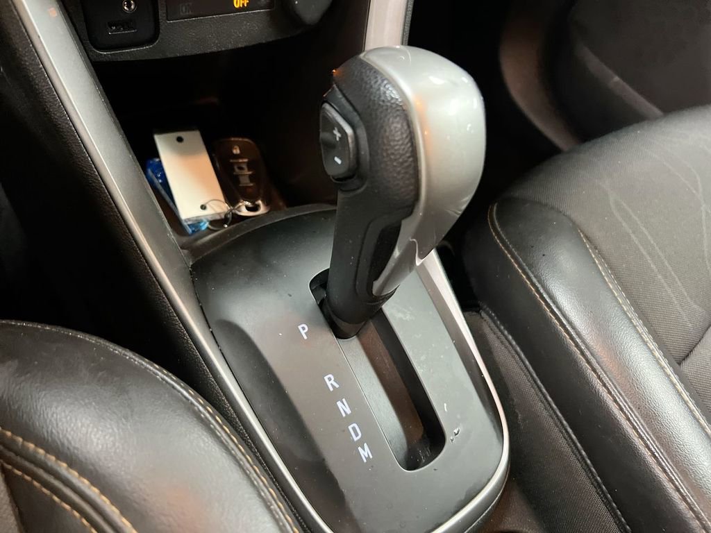 Used 2018 Chevrolet Trax LT w/ LT Convenience Package image 17