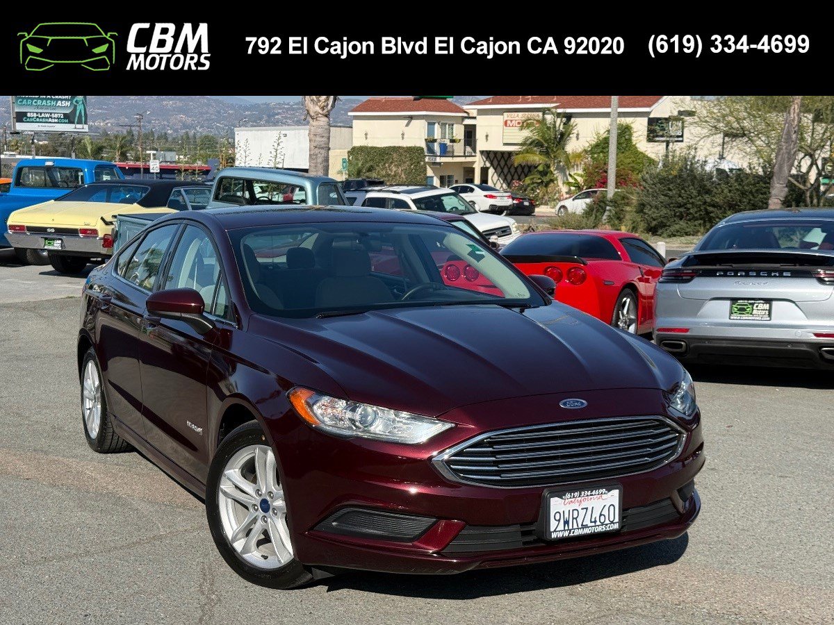 Used 2018 Ford Fusion SE FWD image 1