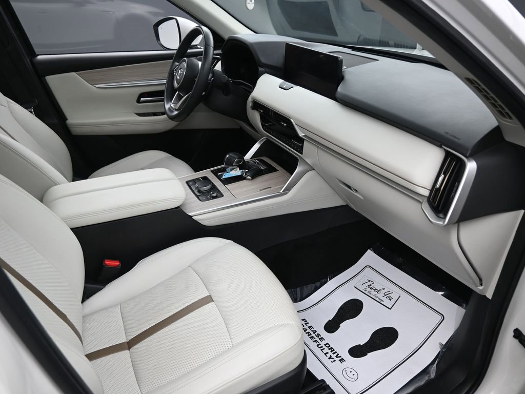 Used 2024 MAZDA CX-90 Plug-In Hybrid w/ Premium Plus image 33