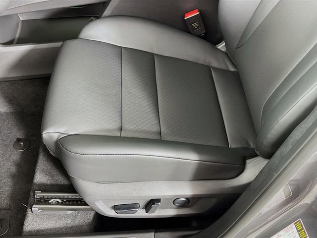 New 2026 Nissan Rogue SV FWD image 18