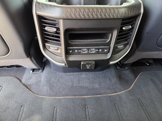 Used 2025 RAM 1500 Tungsten AWD/4WD image 17