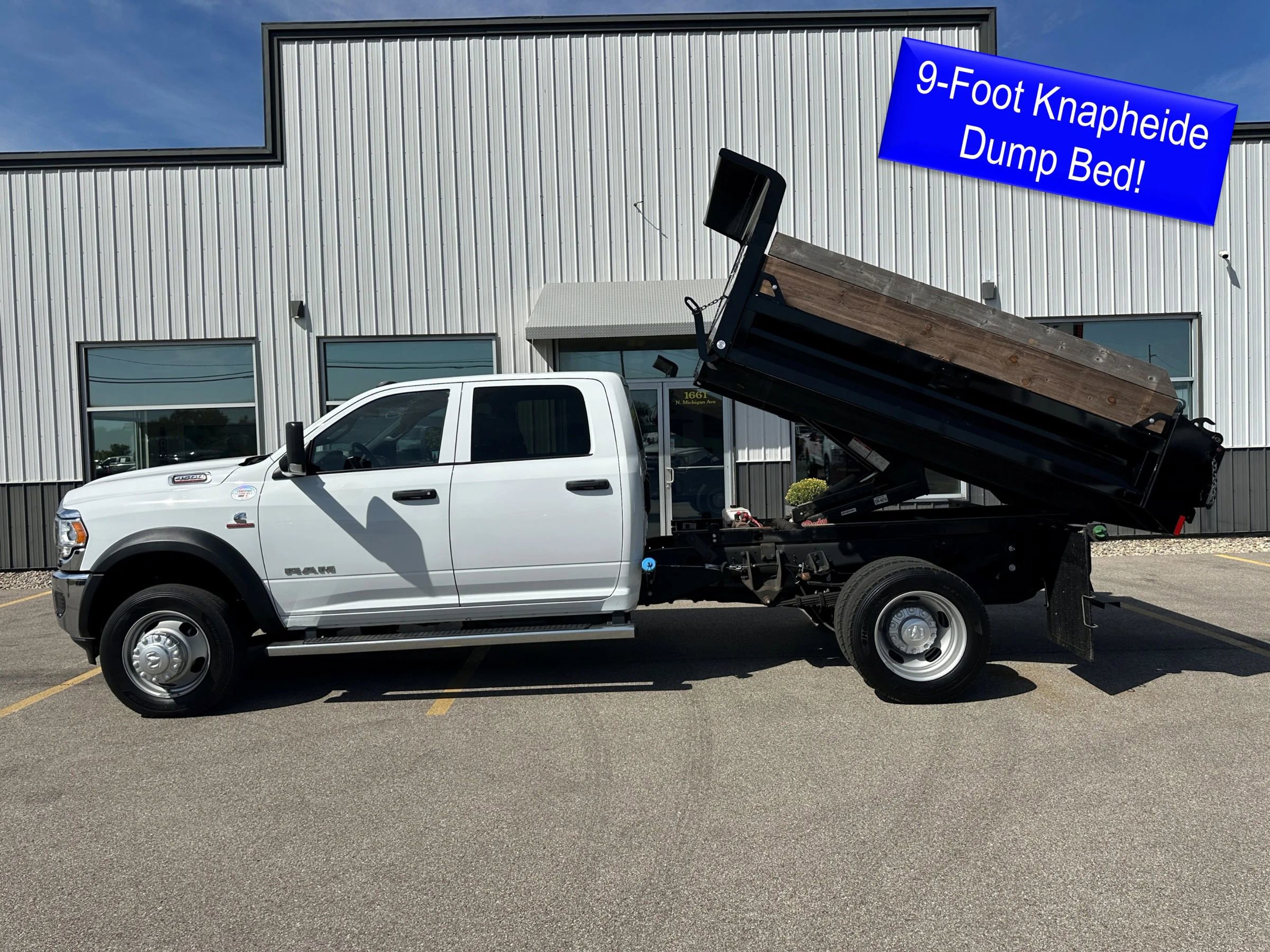 Used 2022 RAM 4500 Tradesman w/ Chrome Appearance Group image 2