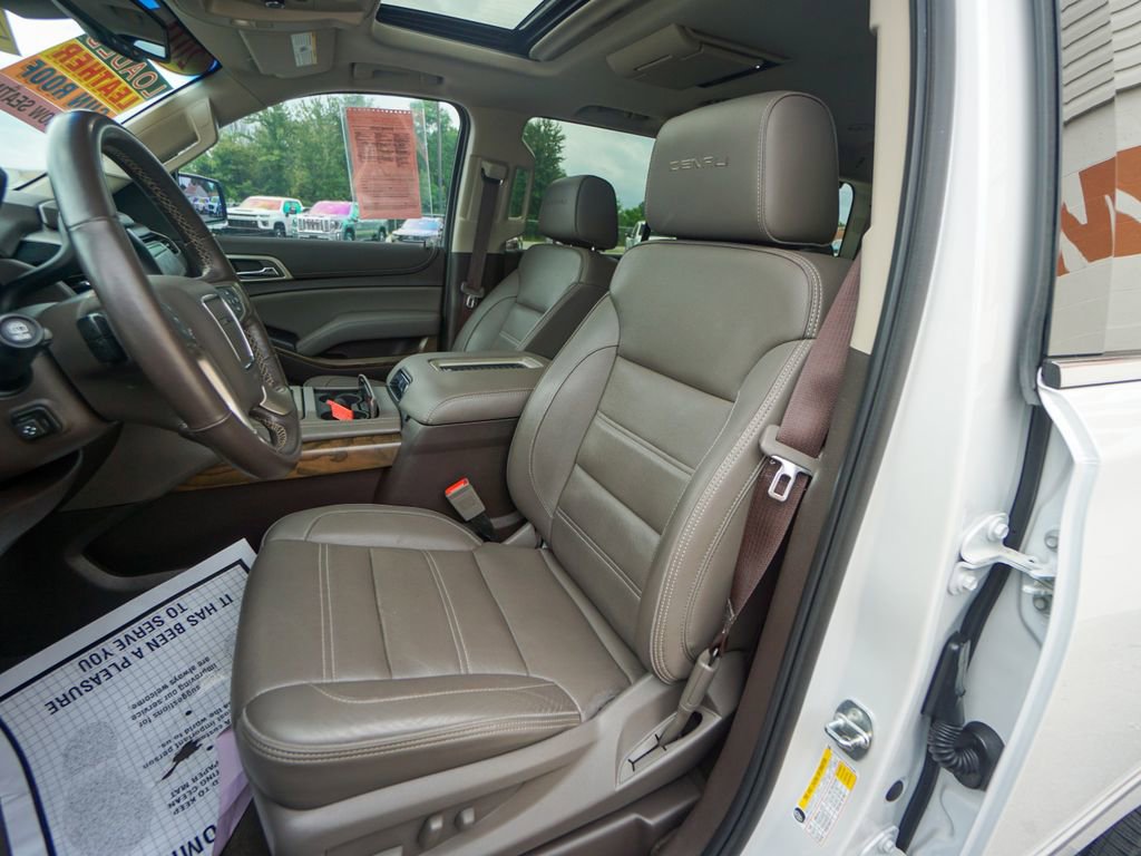 Used 2019 GMC Yukon Denali w/ Denali Ultimate Package image 16