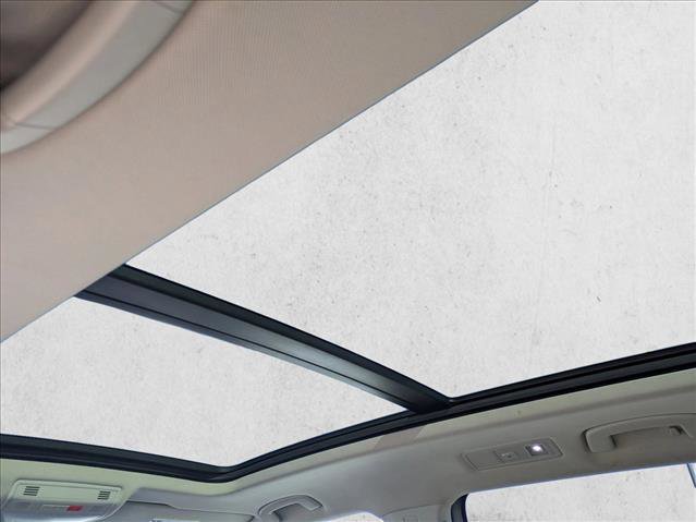 Used 2019 Volkswagen Tiguan SEL image 19