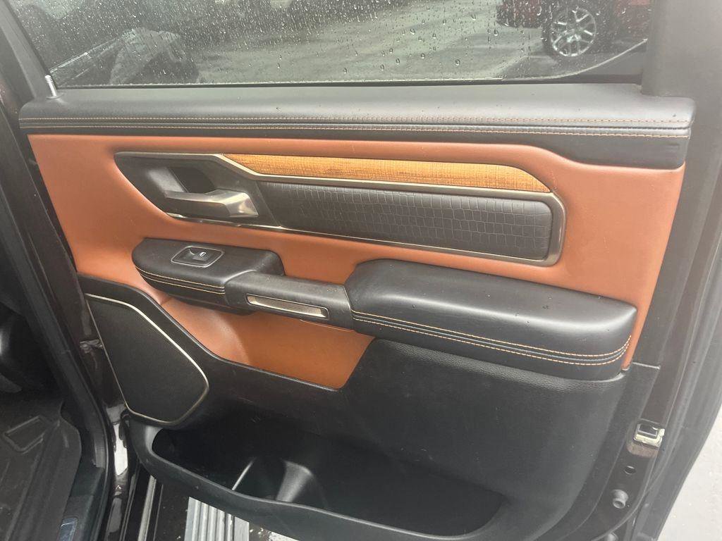 Used 2019 RAM 1500 Limited AWD/4WD image 24