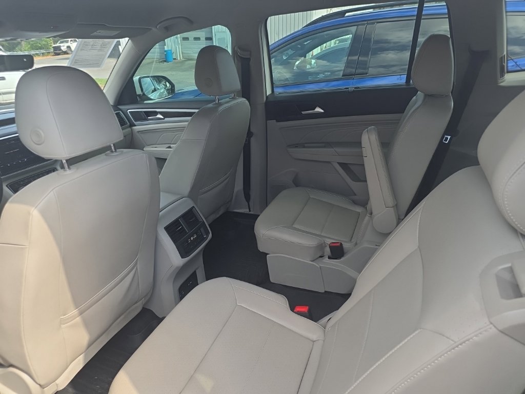Used 2022 Volkswagen Atlas SE FWD image 5