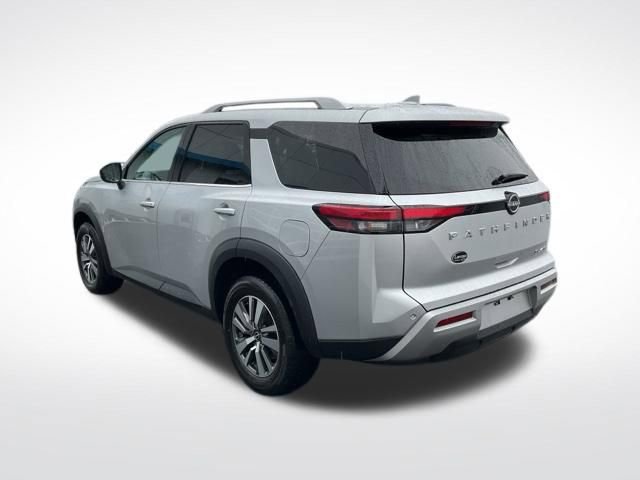 Used 2023 Nissan Pathfinder SL w/ Cargo Package image 5
