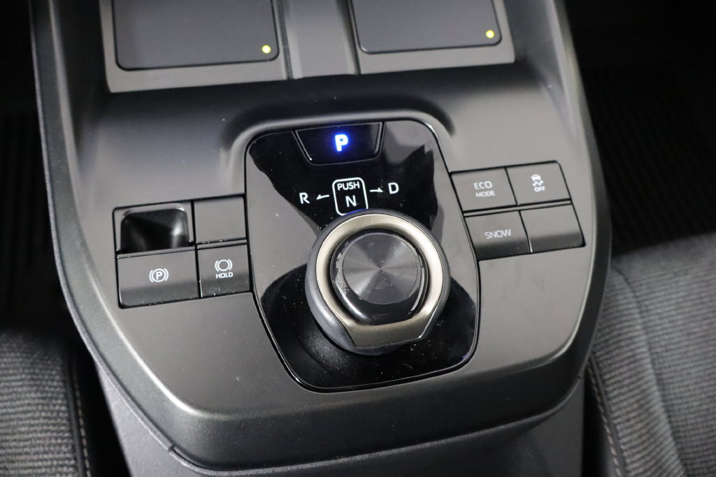 Used 2026 Toyota bZ FWD image 20