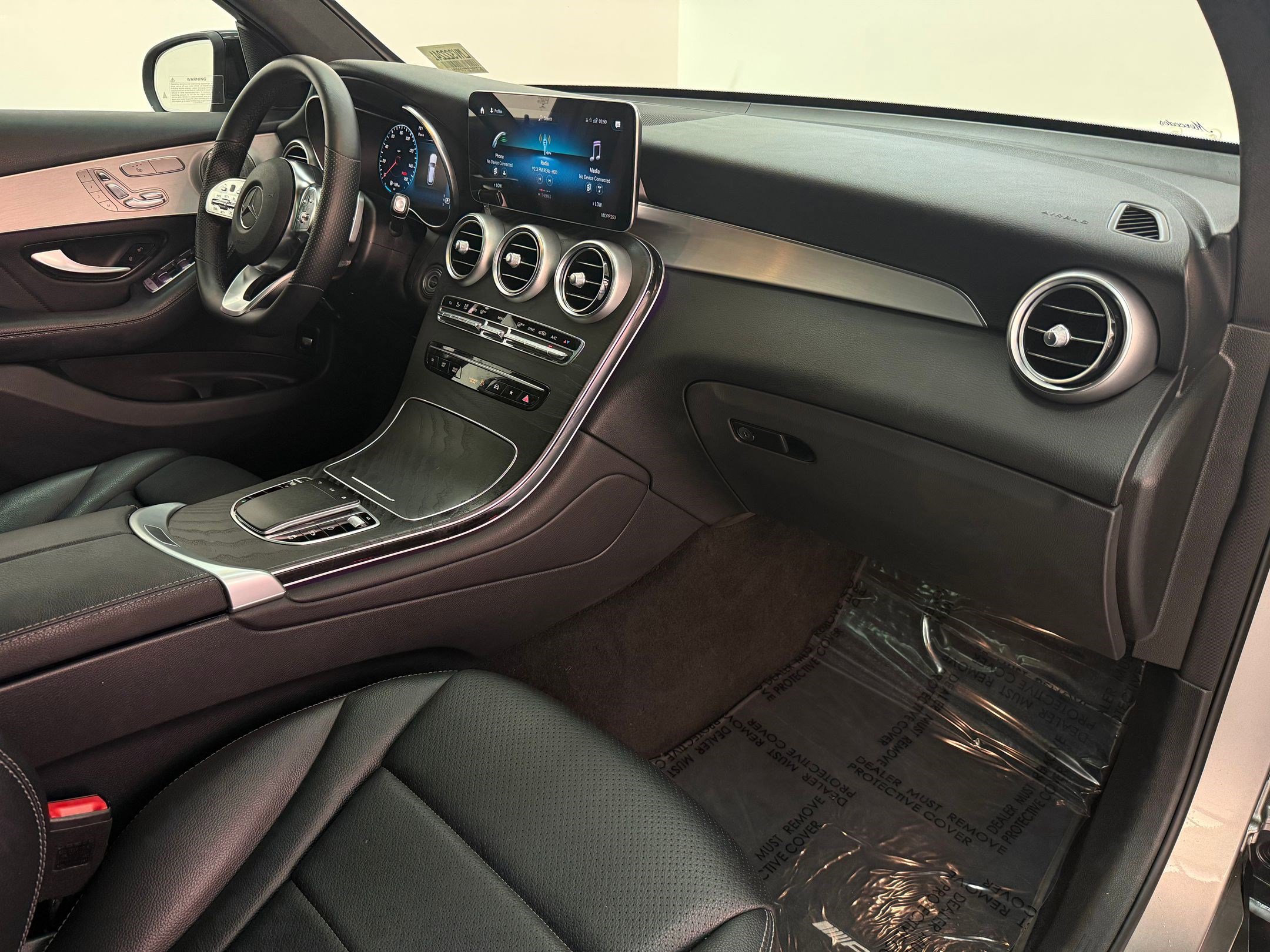 Certified 2021 Mercedes-Benz GLC 300 image 21