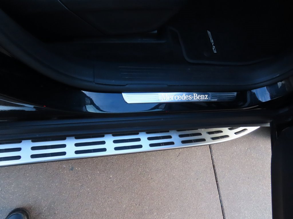 Used 2021 Mercedes-Benz GLS 580 4MATIC image 11