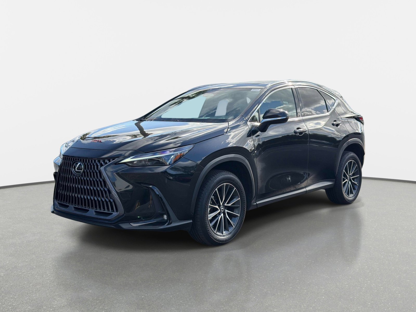 Used 2025 Lexus NX 250 FWD w/ Towing Package (2000 Lbs) image 6