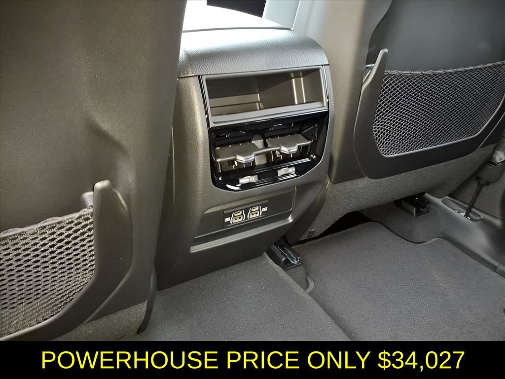 New 2025 Jeep Grand Cherokee Laredo image 13