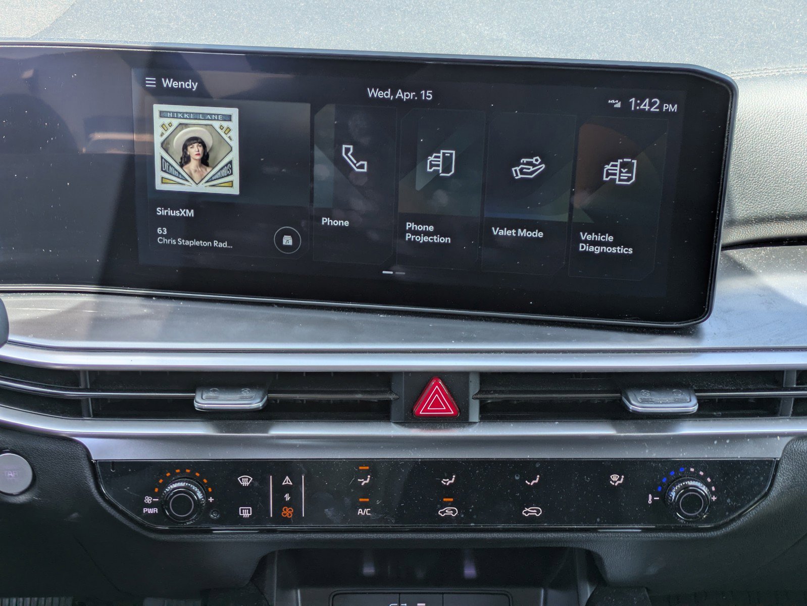 Certified 2025 Kia Sorento LX image 15